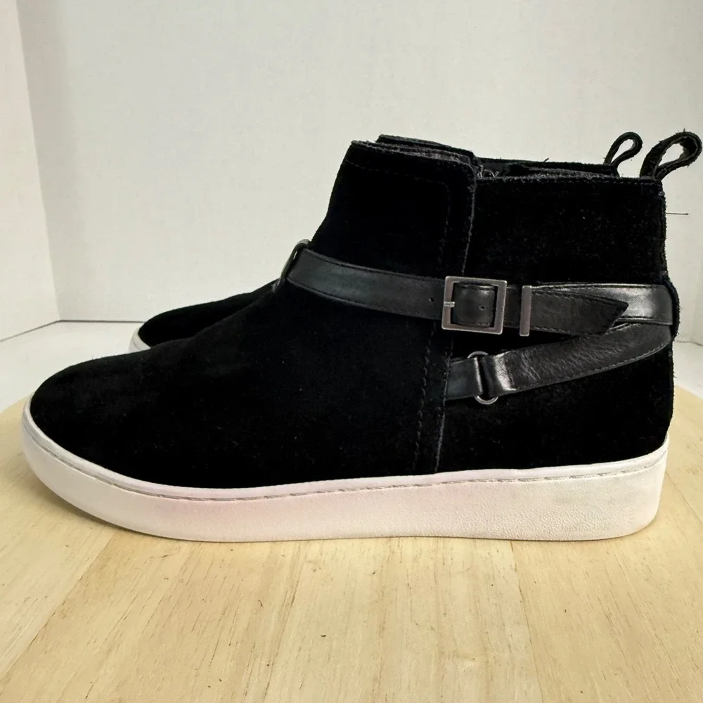 VIONIC Women's Ankle Boots Mitzi Black Suede Sneakers Platform Shoes Size 8.5